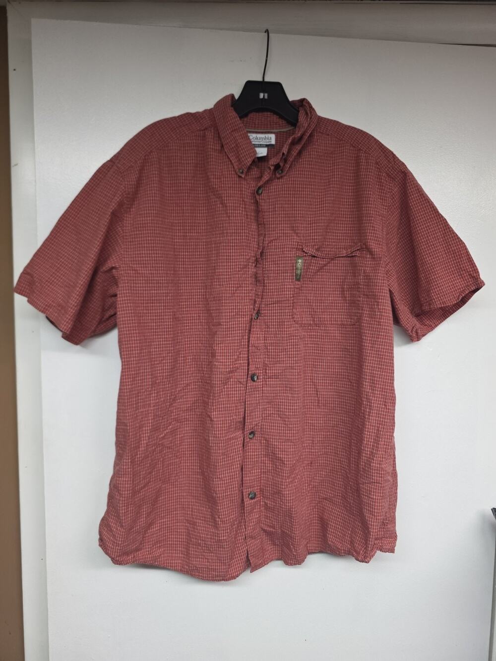 Mens Columbia Short Sleeve Button Shirt Size L Very Nice Shirt